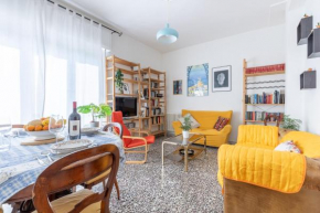 Porta a Lucca - Pisa Bright Apartment with Balcony